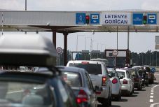 Magyarország újabb tiltó intézkedéseket készül bevezetni a koronavírus behurcolása ellen