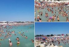 Már pénteken zsúfolásig megtelt a román tengerpart