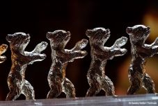 Egy kategóriában díjazzák a férfi és női színészeket a 2021-es Berlinálén