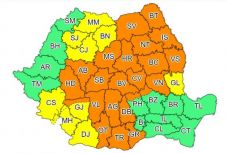 A fél országban másodfokú viharriadó van