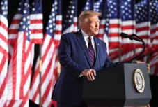 Donald Trump elfogadta az elnökjelöltséget a republikánusok konvenciójának utolsó napján