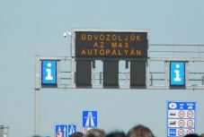 Továbbra is átutazhatnak Magyarországon a román állampolgárok