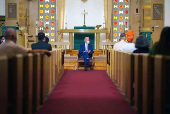 Joe Biden az Egyesült Államok 400 éves ősbűnéről beszélt a wisconsini Kenoshában