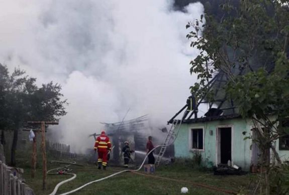 Két családi ház gyulladt ki a gyimesbükki Tarhavason