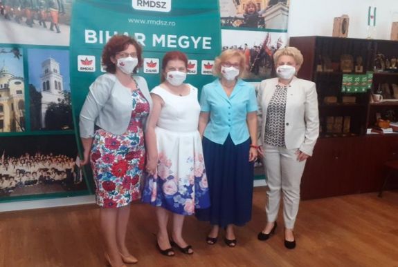 Női RMDSZ-jelöltek számoltak be terveikről Nagyváradon
