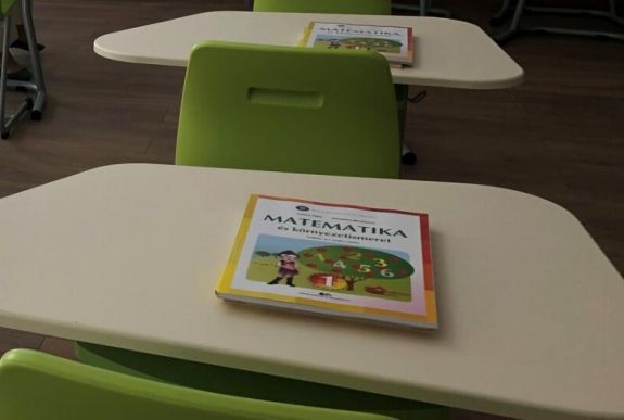 Koronavírussal fertőzött diákokat és pedagógusokat azonosítottak két háromszéki iskolában