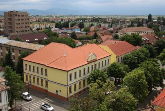 Koronavírus miatt bezárták a sepsiszentgyörgyi Mikes Kelemen középiskolát