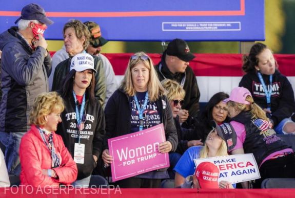 Újabb nő vádolja szexuális zaklatással Donald Trumpot