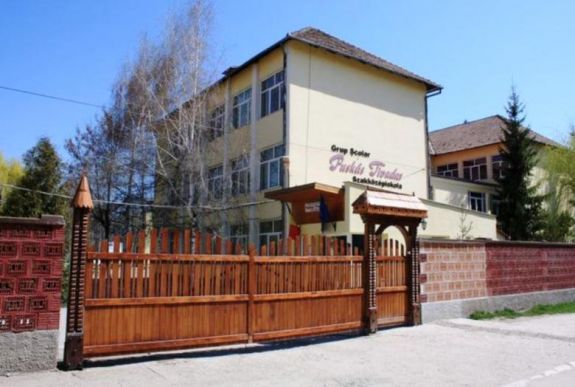 Mintegy kétezer diák kerülhet házi elkülönítésbe hétfőtől Háromszéken