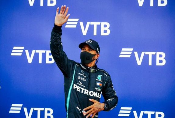 Forma-1: Lewis Hamilton indulhat első helyről az Orosz Nagydíjon