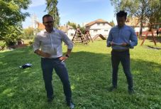 Korodi Attila: a versenyképesség miatt is fejleszteni kell a magyar diákok román nyelvtudását 