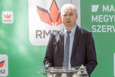 Bemutatta tanácselnöki programját Péter Ferenc, a Maros megyei tanács elnökjelöltje