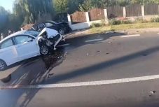 Részletek derültek ki a szállításügyi miniszter balesetéről: a szolgálati autó sofőrje záróvonalon előzött