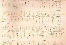 Volt, hogy pattogósabban játszották a magyar Himnuszt – újabb kultúrtörténeti csemegékről írt Nyáry Krisztián 