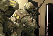 Ismét iskolák elleni fegyveres támadásokat hiúsítottak meg Oroszországban