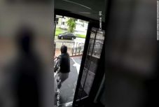 Navalnijhoz köthető orosz ellenzékiekre támadtak Novoszibirszkben