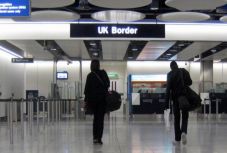  Szombattól két hetes karantén vár a Magyarországról Nagy-Britanniába utazókra is