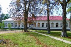 Iskolakezdés a „piros” magyarlakta településeken: egyelőre várják az igényelt táblagépeket