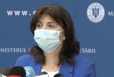 FRISSÍTVE - Hivatalos: 11 megyében egy iskola sem kezd hétfőn a piros forgatókönyv szerint