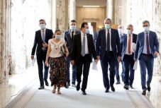 Újabb harminc nappal meghosszabbította a veszélyhelyzetet a kormány