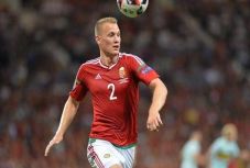 Strapás egy hónapon van túl Lang Ádám