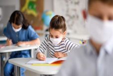 Bogdán Tibor: Ami biztos: a bizonytalanság            