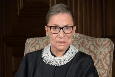 Elhunyt Ruth Bader Ginsburg, az amerikai legfelsőbb bíróság egyik tagja