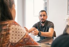 Rácz Levente tanácsosjelölt: Kolozsváron szükség van egy állandóan üzemelő jégpályára (X)