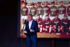 Orbán Viktor is gratulált az UTA élvonalba jutásához