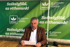 Tamás Sándor: a politikai ellenfelek eleve ellenzékbe készülnek