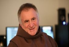 Böjte Csaba Trianonról és a koronavírus-járványról – nemzetpolitikai lapszemle