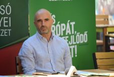 FRISSÍTVE – Nem jutott be a Brassó megyei tanácsba az RMDSZ