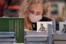 Elmaradtak a húzónevek, de sikeres volt a Csíkszeredai Könyvvásár