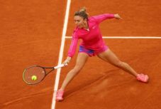 Roland Garros: honfitársa legyőzésével továbbjutott Simona Halep