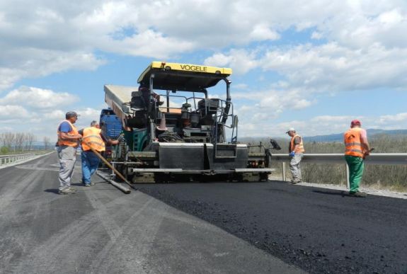 Elkészült Csíkszereda észak-déli, vasúttal párhuzamos elkerülő útja