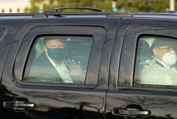 Elhagyta Donald Trump a kórházat, továbbra is gyógyszeres kezelés alatt áll
