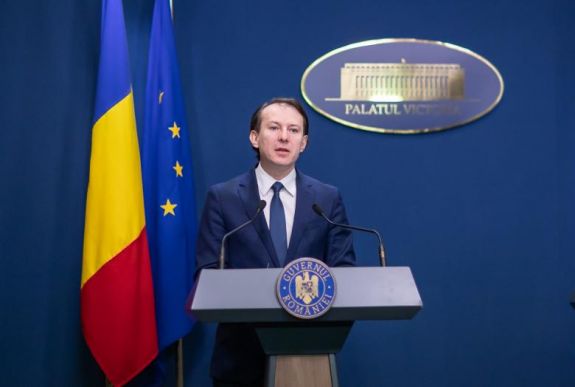 Közvitán az adófizetési kötelezettségek tizenkét hónapos halasztott fizetéséről szóló rendelet
