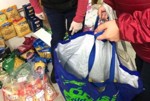A nagycsaládosoknak gyűjtöttek élelmiszert Székelyudvarhelyen