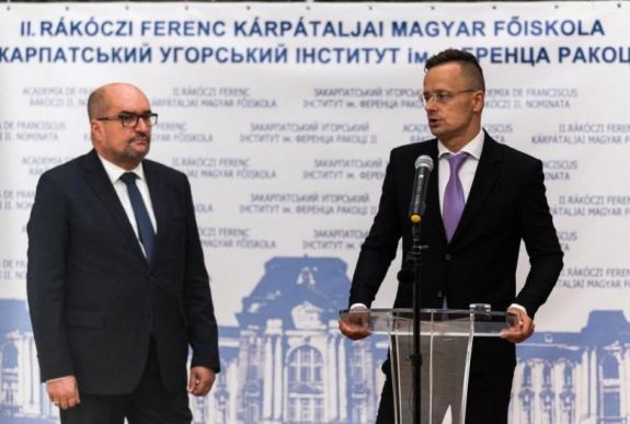 Szijjártó üzent Kijevnek: a kisebbségi ügyek nem tekinthetők belügynek