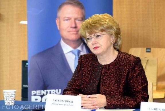 Érvényesítette a törvényszék Astrid Fodor nagyszebeni polgármester mandátumát