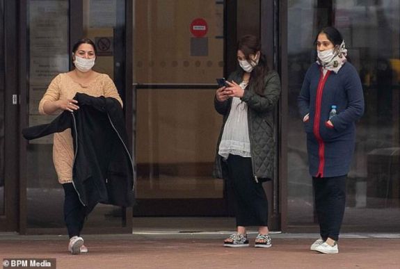 Drága illatszerekre specializálódott román tolvajbandát számoltak fel Angliában