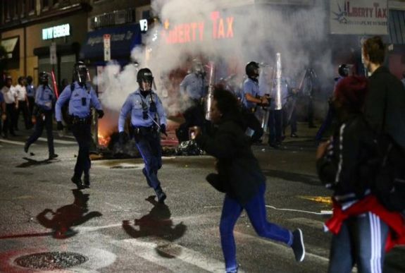 Zavargások törtek ki Philadelphiában, miután rendőrök agyonlőttek egy afroamerikai férfit