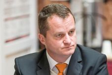 Puccshangulat az MPP-ben: Mezei János pártelnök lemondását követelik