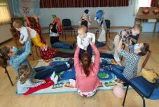 Magyar nyelvű foglalkozásokat kértek a legkisebbeknek a pusztinai csángó anyák