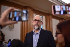 Kelemen Hunor nem ért egyet sem a választások elhalasztásával, sem a színházak és mozik bezárásával