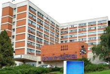 Felfüggesztik Marosvásárhelyen a szülészet-nőgyógyászati és az újszülött osztály működését