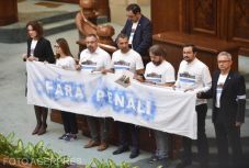 A parlamenti választás napján szervezné meg az USR a népszavazást a közélet megtisztításáról