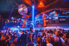 Moszkvában regisztrációhoz kötik az éjszakai szórakozóhelyek látogatását