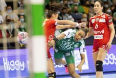 Női kézilabda BL: félidei hátrány után hengerelt a Győr a Vâlcea ellen