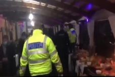 Megzavarták a rendőrök a korrupcióért elítélt volt Arad megyei tanácselnök szülinapi buliját 